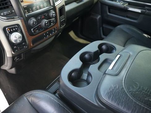 Used 2015 RAM 1500 Laramie w/ Convenience Group AWD/4WD image 27