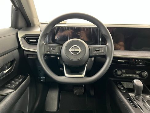 New 2026 Nissan Kicks SV w/ SV Premium Package image 12