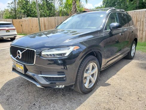 Used 2019 Volvo XC90 T5 Momentum AWD/4WD image 2