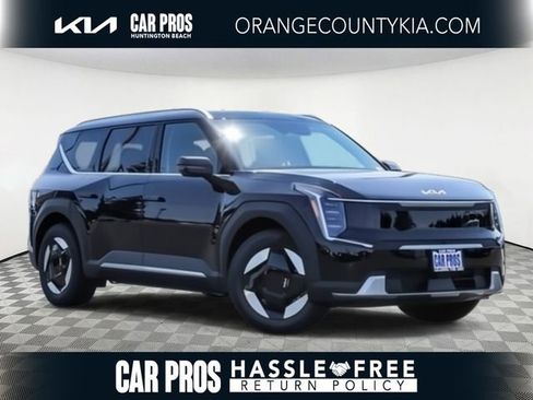 New 2026 Kia EV9 Wind image 1