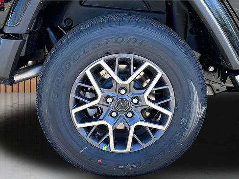 New 2026 Jeep Wrangler Unlimited Sahara AWD/4WD image 35