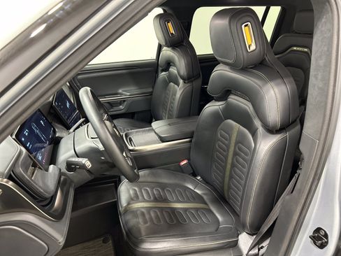 Used 2024 Rivian R1S Adventure AWD/4WD image 20