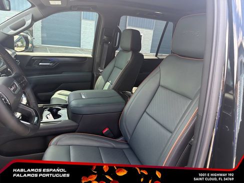 New 2026 GMC Yukon AT4 AWD/4WD image 16