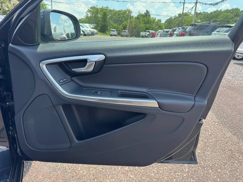 Used 2013 Volvo S60 T5 AWD/4WD image 24