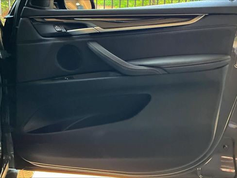 Used 2018 BMW X5 sDrive35i RWD image 22