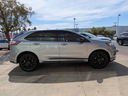 Used 2022 Ford Edge SE w/ Black Appearance Package AWD/4WD image 7