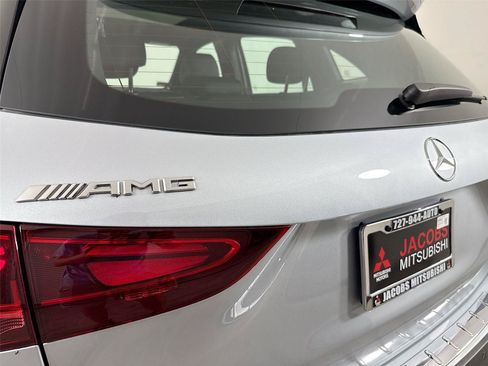 Used 2024 Mercedes-Benz GLA 35 AMG 4MATIC image 41