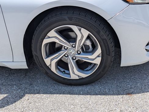 Used 2020 Honda Accord EX-L image 11