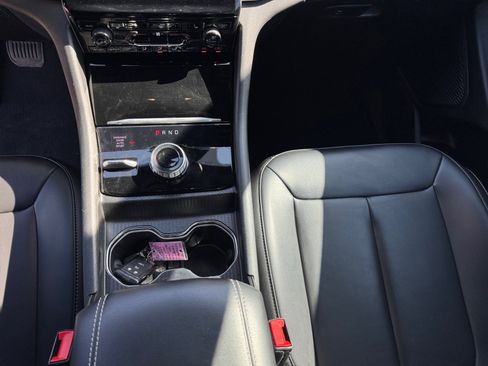 Used 2025 Jeep Grand Cherokee L Limited w/ Black Appearance Package AWD/4WD image 19