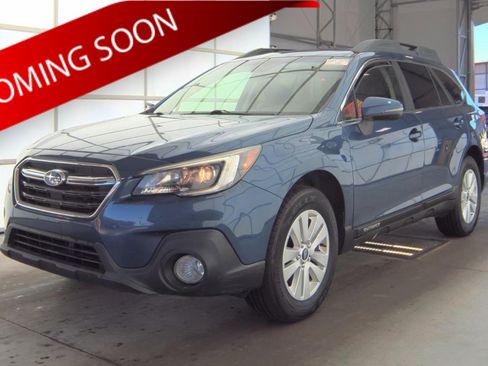 Used 2019 Subaru Outback 2.5i Premium image 1