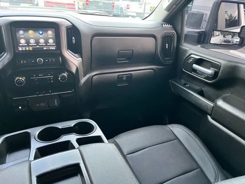 Used 2021 Chevrolet Silverado 2500 W/T w/ WT Fleet Convenience Package image 21
