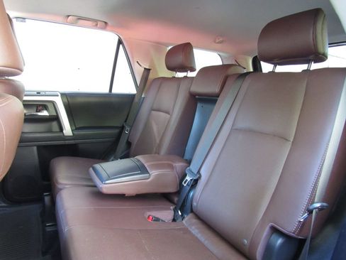 Used 2021 Toyota 4Runner Limited AWD/4WD image 17