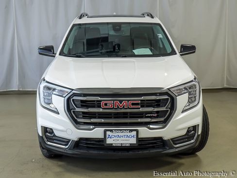 Used 2023 GMC Terrain AT4 AWD/4WD image 5
