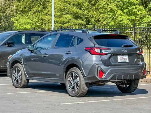 Used 2026 Subaru Crosstrek 2.5i Premium AWD/4WD image 5