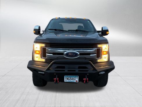 Used 2019 Ford F350 XLT w/ XLT Premium Package image 3