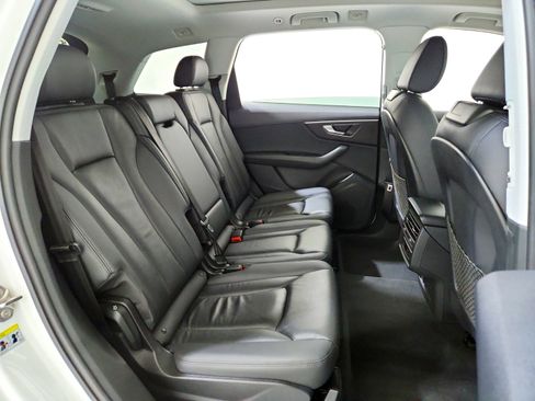 Used 2023 Audi Q7 3.0T Premium w/ Convenience Package image 24