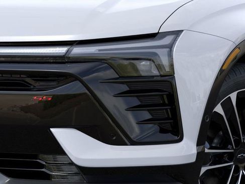 New 2026 Chevrolet Blazer EV SS w/ Performance Package image 10