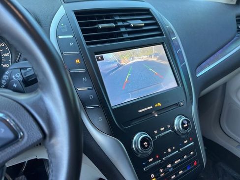 Used 2019 Lincoln MKC Reserve image 23