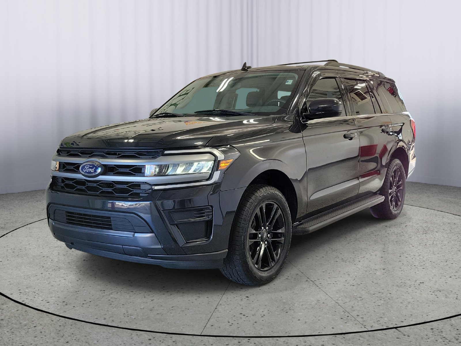Certified 2024 Ford Expedition XLT AWD/4WD image 4