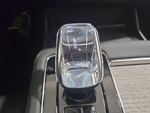 New 2026 Volvo XC90 B6 Ultra image 16