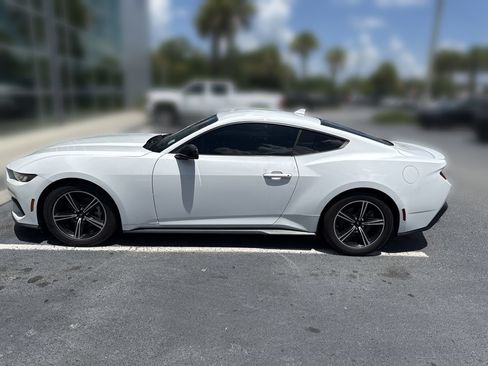 Certified 2024 Ford Mustang Premium RWD image 8