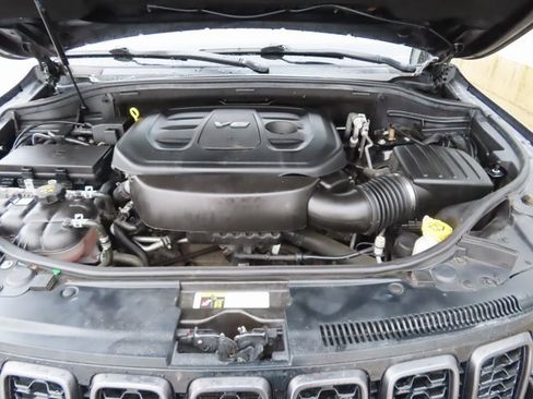 Used 2018 Jeep Grand Cherokee High Altitude image 14