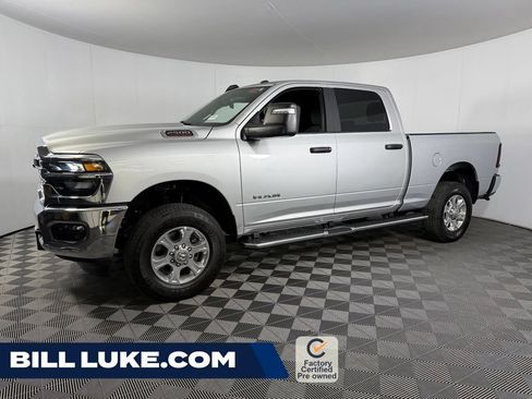 Certified 2026 RAM 2500 Big Horn AWD/4WD image 1