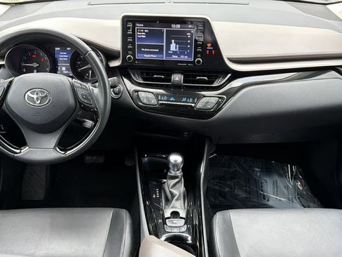 Certified 2021 Toyota C-HR Limited image 35