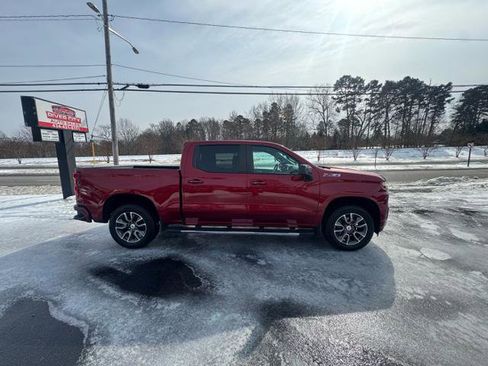 Used 2019 Chevrolet Silverado 1500 RST image 2