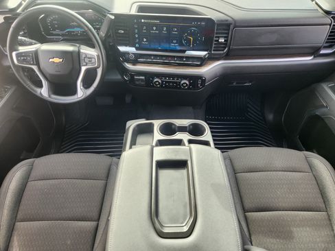 Used 2025 Chevrolet Silverado 2500 LT w/ Convenience Package AWD/4WD image 25