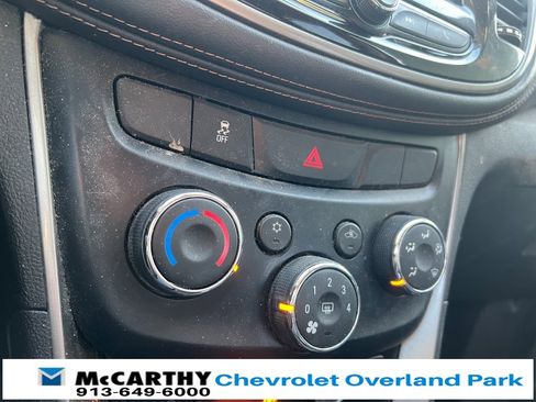 Used 2020 Chevrolet Trax LS w/ Tint and Cruise Package image 11