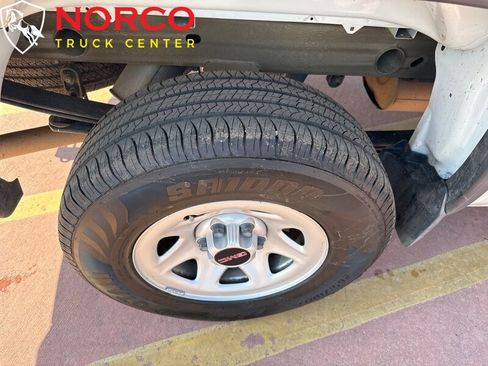 Used 2016 GMC Sierra 1500 2WD Regular Cab image 11