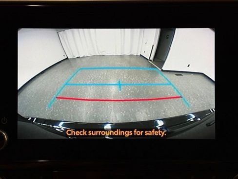 Certified 2025 Toyota Highlander XLE AWD/4WD image 17