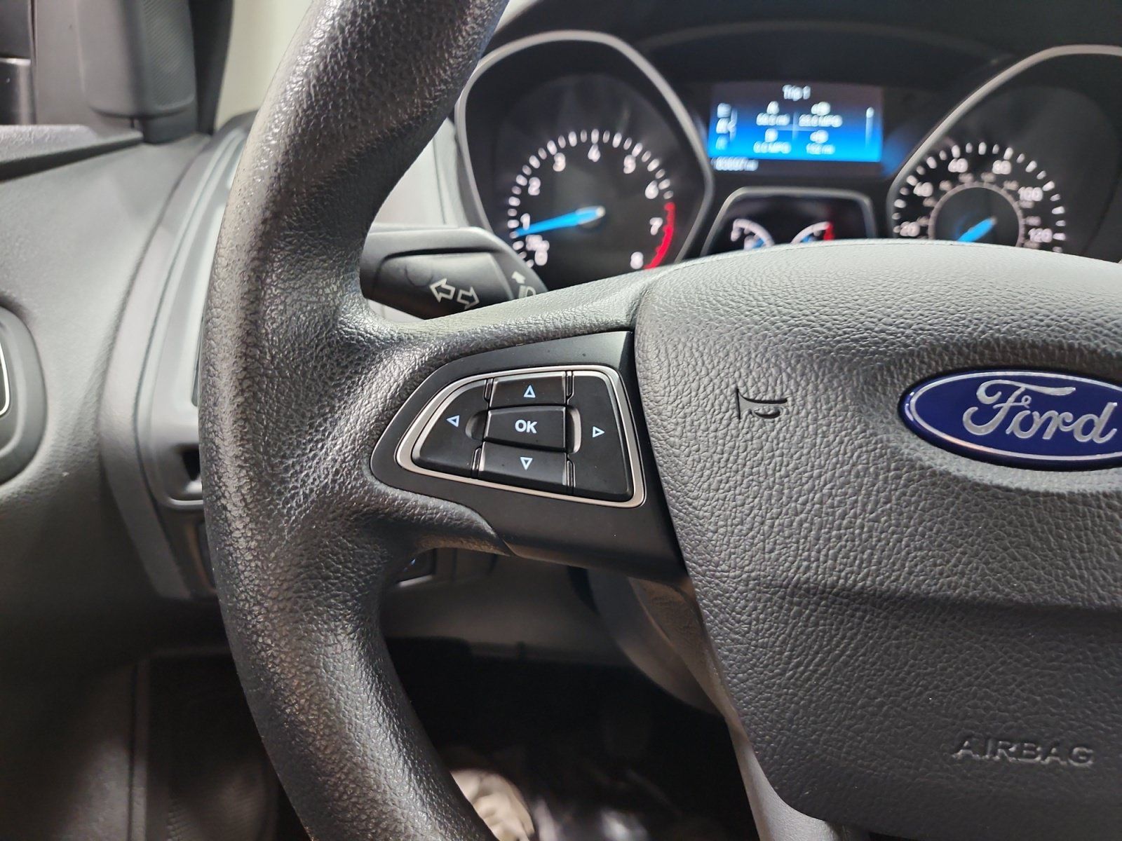 Used 2018 Ford Focus S FWD image 21