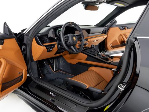 Used 2024 Porsche 911 GT3 RS image 13