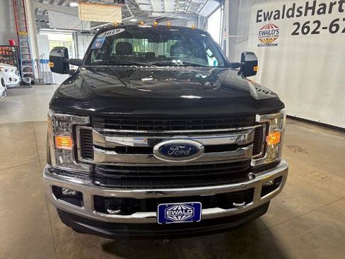 Certified 2019 Ford F250 XLT w/ XLT Premium Package AWD/4WD image 5