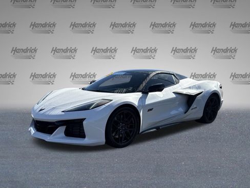 Used 2023 Chevrolet Corvette Z06 image 5