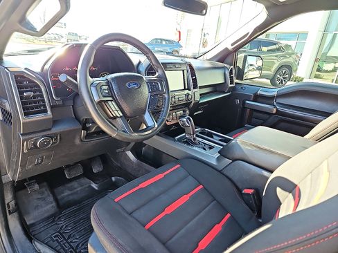 Used 2017 Ford F150 XLT w/ Equipment Group 302A Luxury image 11