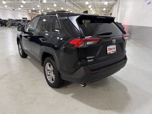 Used 2024 Toyota RAV4 XLE FWD image 6