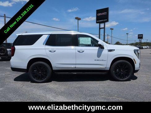 New 2026 GMC Yukon Denali AWD/4WD image 3