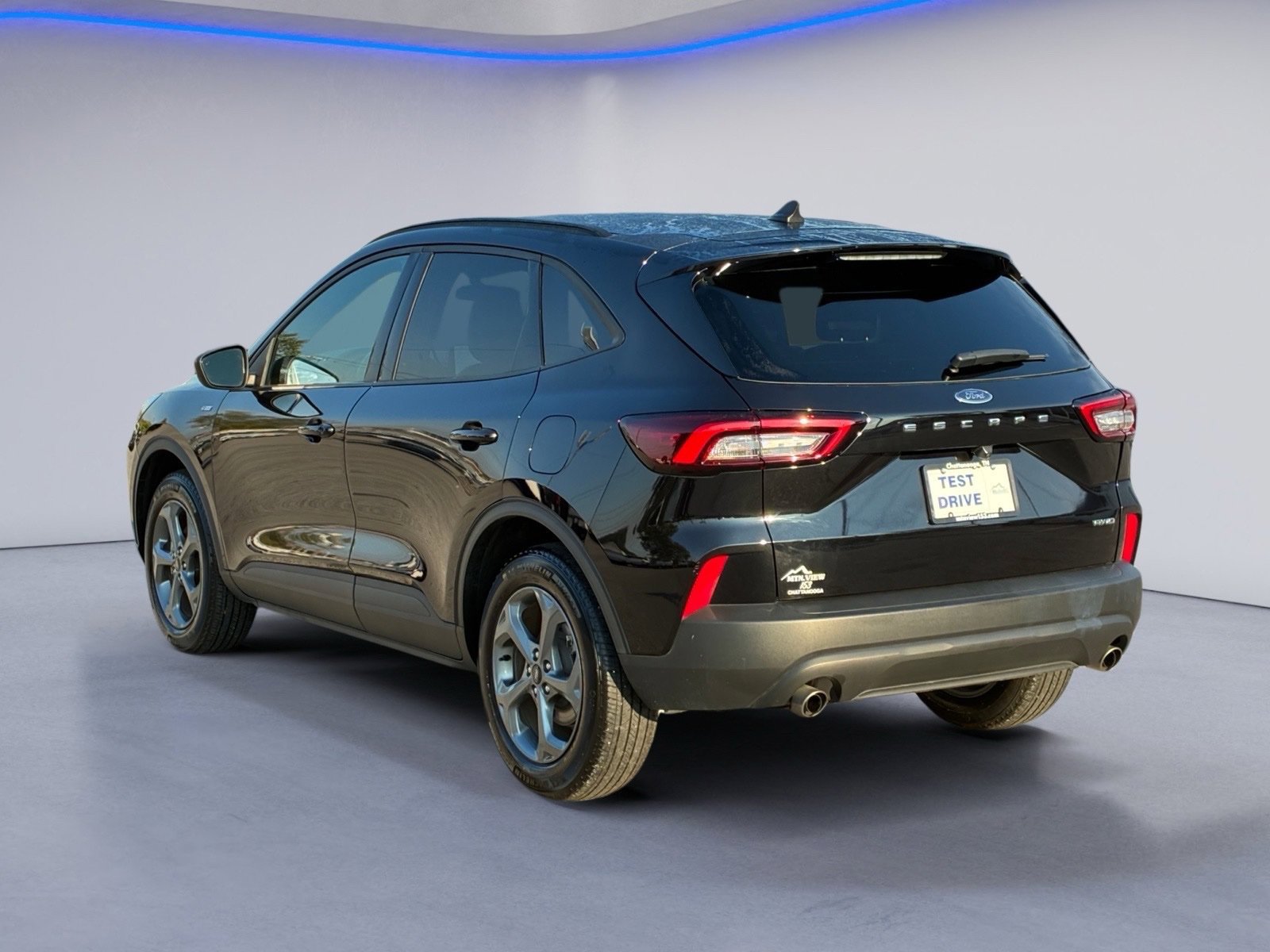Used 2025 Ford Escape ST-Line AWD/4WD image 3