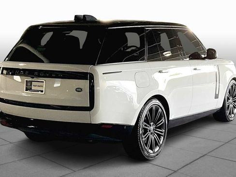 Used 2022 Land Rover Range Rover SE image 21