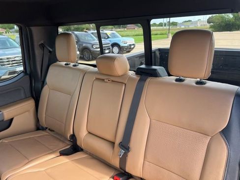 Used 2023 Ford F250 Lariat AWD/4WD image 14