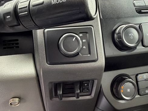 Used 2022 Ford F350 XL w/ Power Equipment Group image 21