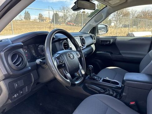 Used 2021 Toyota Tacoma SR image 11