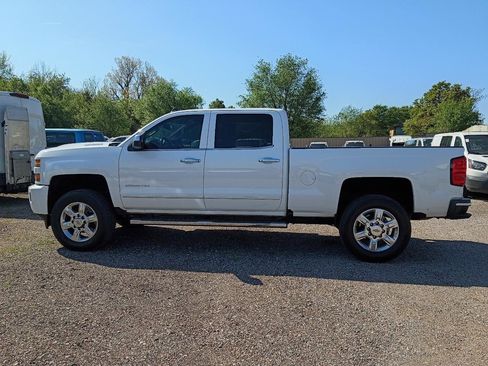 Used 2017 Chevrolet Silverado 2500 LTZ w/ Duramax Plus Package image 8