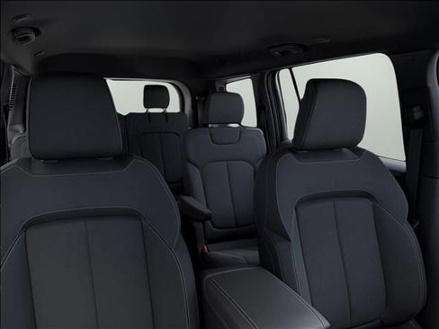 New 2026 Jeep Grand Cherokee L Laredo image 26