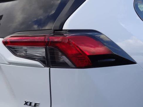 Used 2025 Toyota RAV4 XLE image 21
