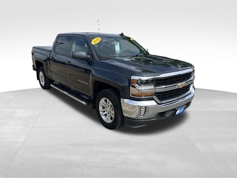 Used 2018 Chevrolet Silverado 1500 LT w/ All Star Edition AWD/4WD image 41