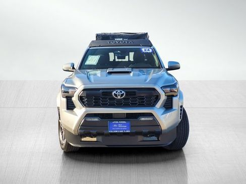 Used 2024 Toyota Tacoma TRD Sport image 2